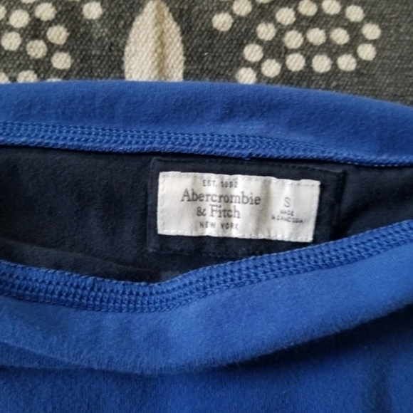Abercrombie and Fitch flare leggings size Small - Picture 2 of 7